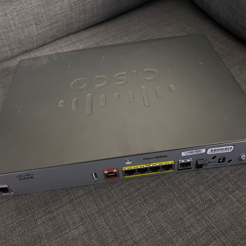 Brukt Cisco 886VA Integrated Services Router