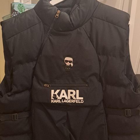 Ekte Karl lagerfeld vest