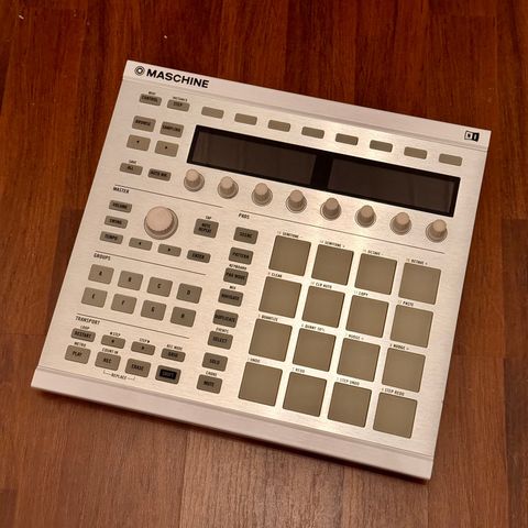 Native Instruments Maschine MK2