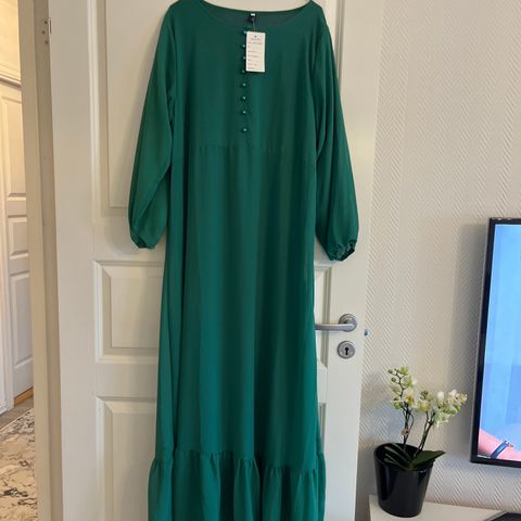 Nydelig Heldekkende kjole /Abaya