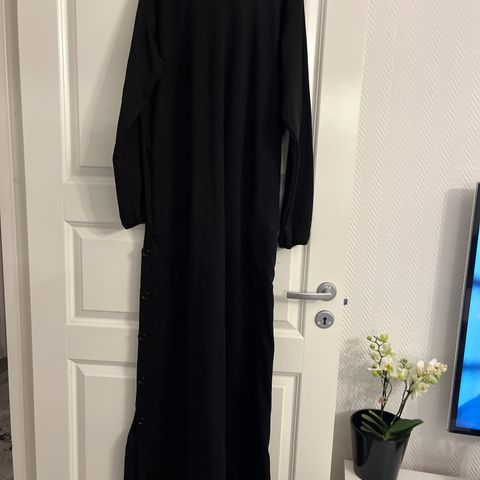 Nydelig kjole/ Abaya( extra lang)