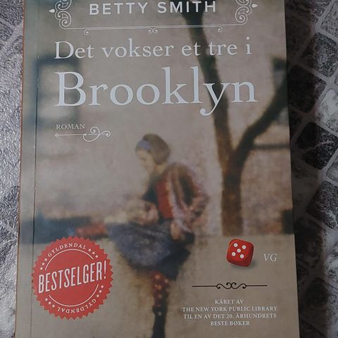 Ny! Det vokser et tre i Brooklyn av Betty Smith.