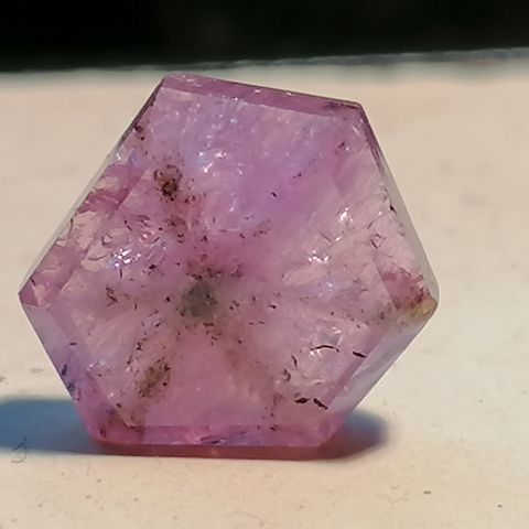 3,35 CT  Rosa Trapiche Safir Fluorescerende - "The Western Star"