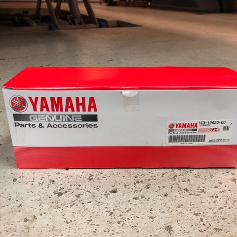 Yamaha Orginal Vannpumpe 1S3-12420-00. selges 1500.- + porto ved sending.