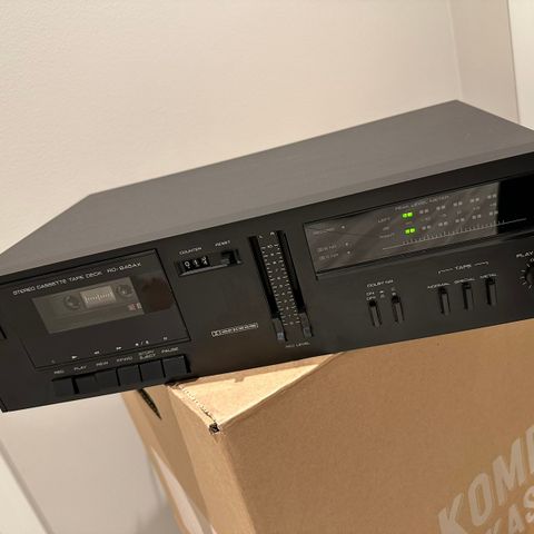 rotel RD-845ax stereo