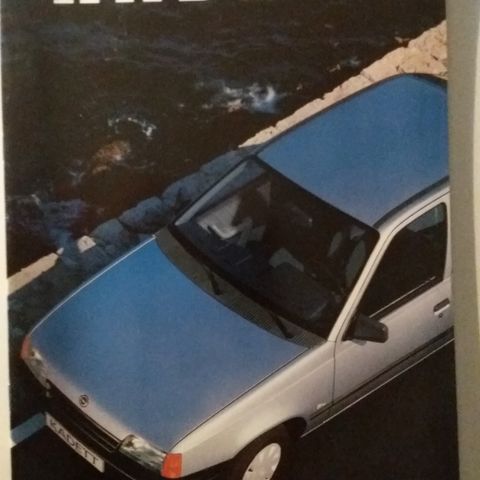 Opel KADETT -brosjyre. ( NORSK )