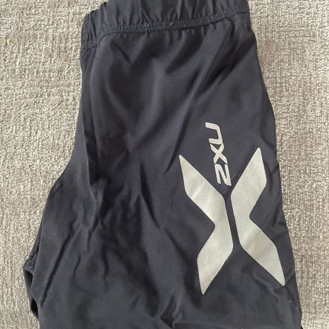 2XU tights