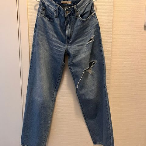 Levis baggy  jeans