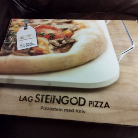 Lag Steingod Pizza/Pizzastein med kniv