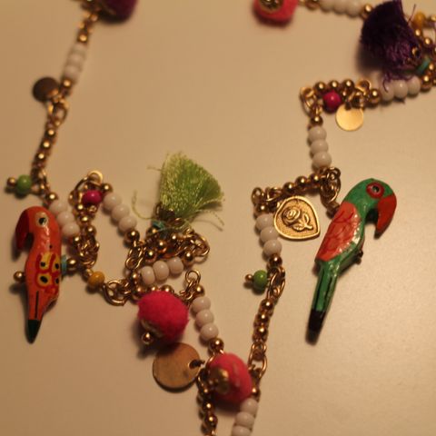 Halskjede/layered tassel necklace fra Accessorize (nypris: 290 kr)
