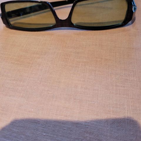 Burberry  solbrille