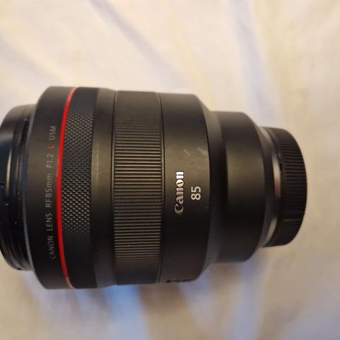 Canon RF 85mm f/1.2L USM