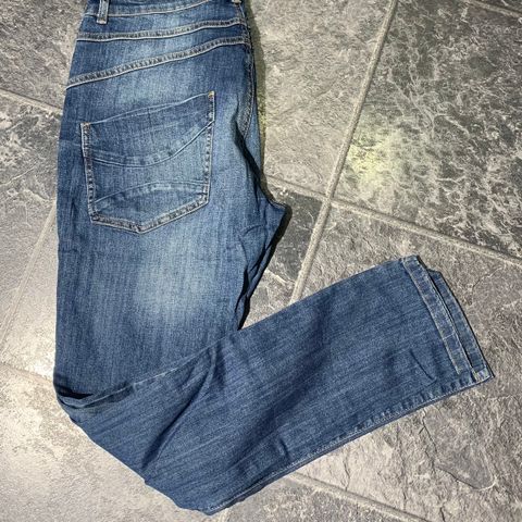 Jeans modell Roma fra danske Isay - str. 42