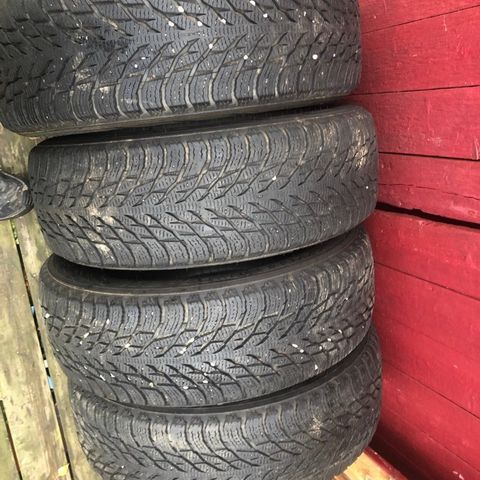 225/60R18 Nokia Hakkapelitta R3suv