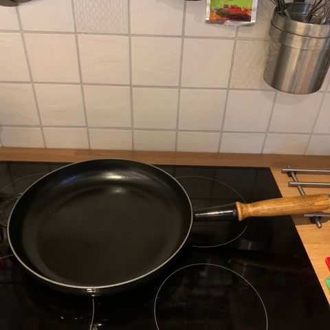 LE CREUSET iron frying pan Ø28cm jernpanne