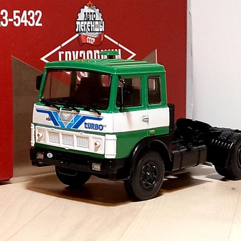 1:43 DeAgostini MAZ-5432