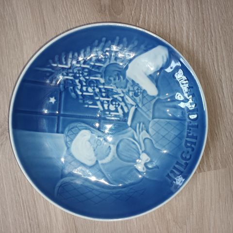 Bing og Grøndahl / Royal Copenhagen juleplate 1978, 1982 og 1987