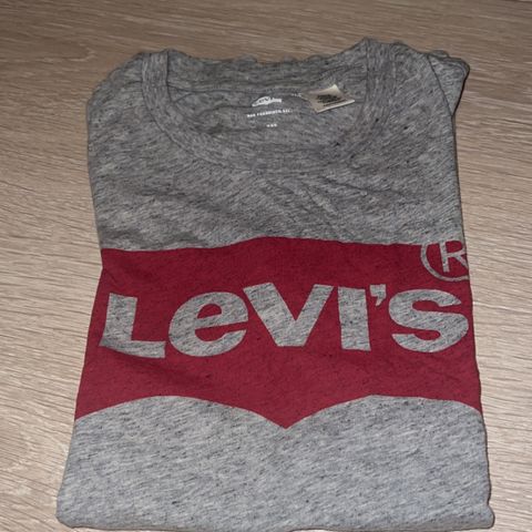 Levis t skjorte str xxs