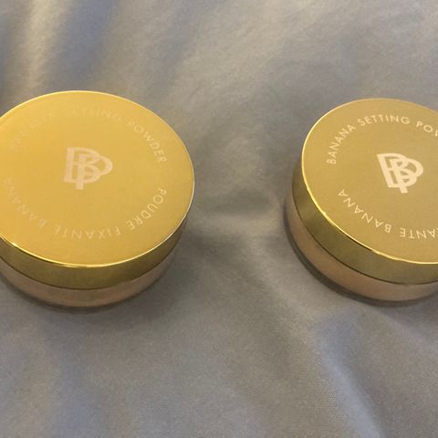 2 x Bella Pierre Banana Setting Powder