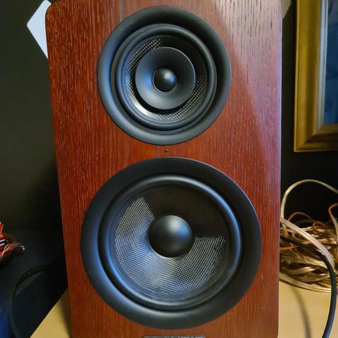 M-audio m3-8 Høytaler