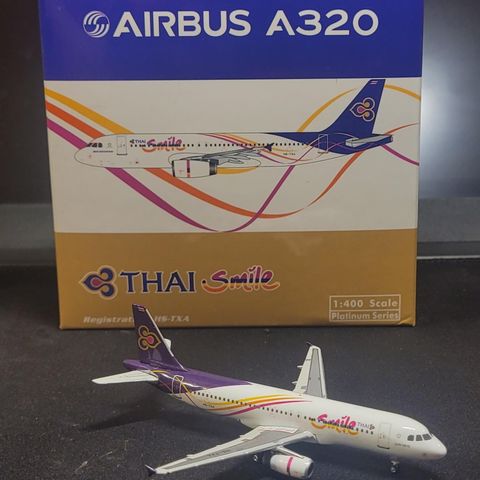 Phoenix Thai Airways Smile Airbus A320 1:400 Limited Edition