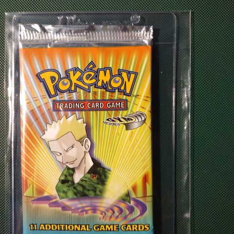 Pokemon Gym Heroes booster pack. Garantert uveid