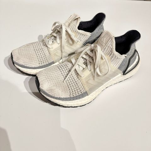 Adidas sko hvite