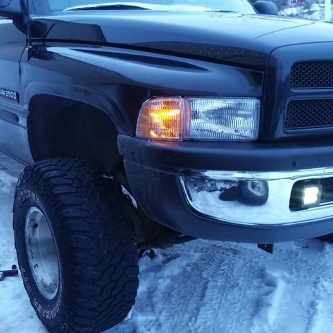 2nd gen bumper med aftermarked LED tåklys