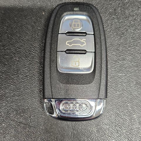 " Ny " original Audi nøkkel