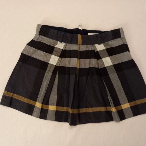 Burberry girls cotton skirt, size 5Y