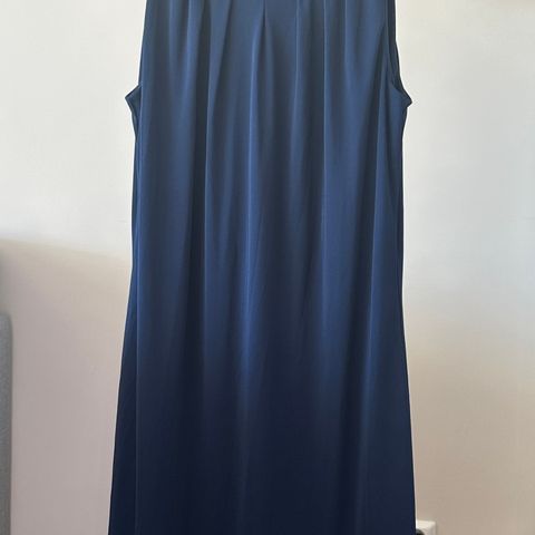 Fin blå kjole - ubrukt