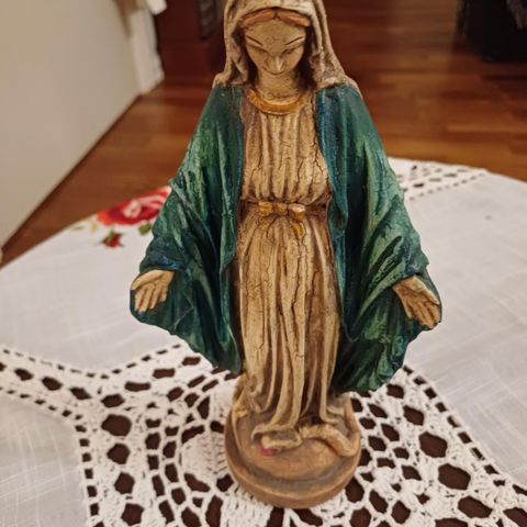 Veldig fin madonnafigur