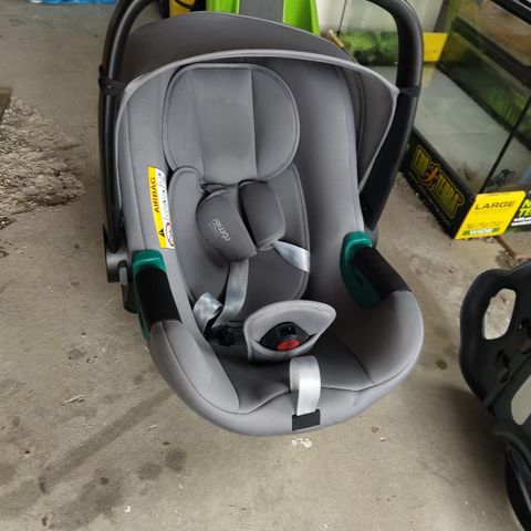 Britax roamer sete og base 13 kg