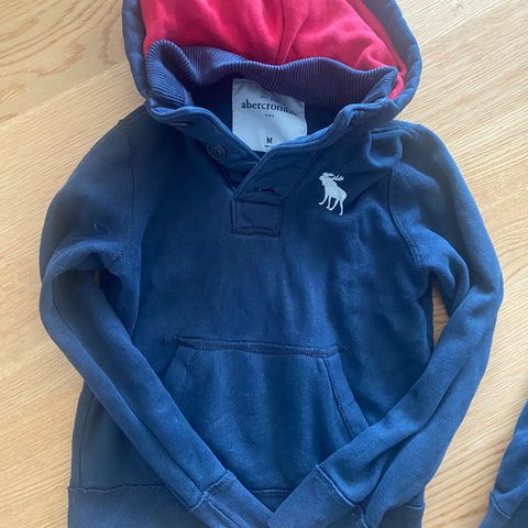 Abercrombie & Fitch / Abercrombie kids str M hettegenser str 128-134-140