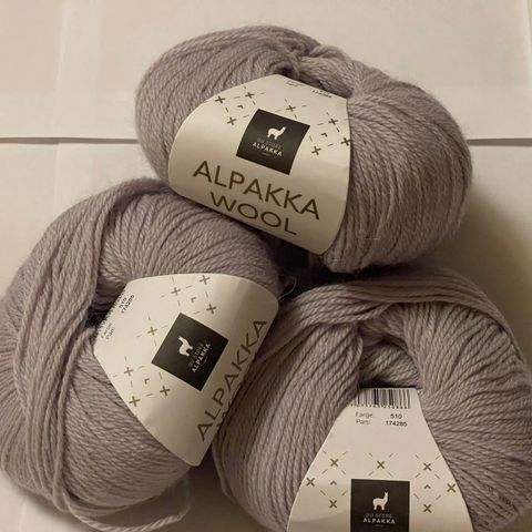 3 stk Alpakka Wool fra Du store alpakka | røykfritt