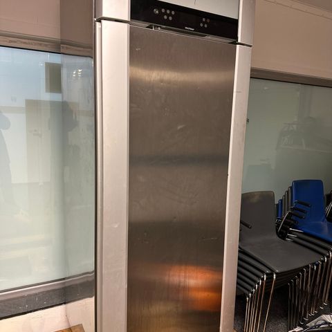 Ny pris - Gram Kjøleskap, rustfritt 610 Liter 2/1 GN