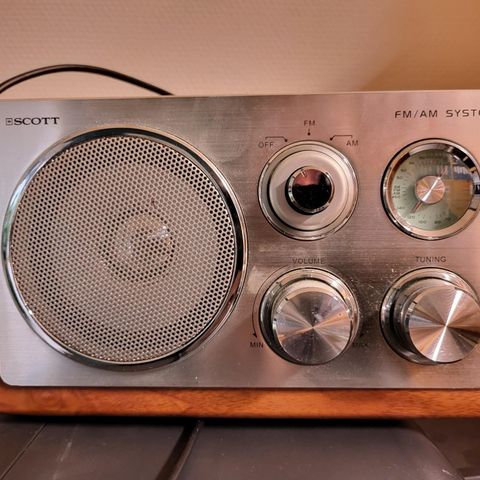 FM/AM radio