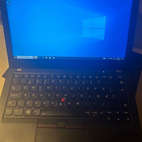 Lenovo x280, i5, 16Gb RAM, 256Gb ssd.