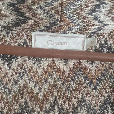 Cream jakke/ overdel