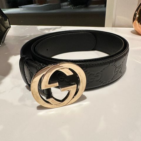 Gucci signature belte str. 95