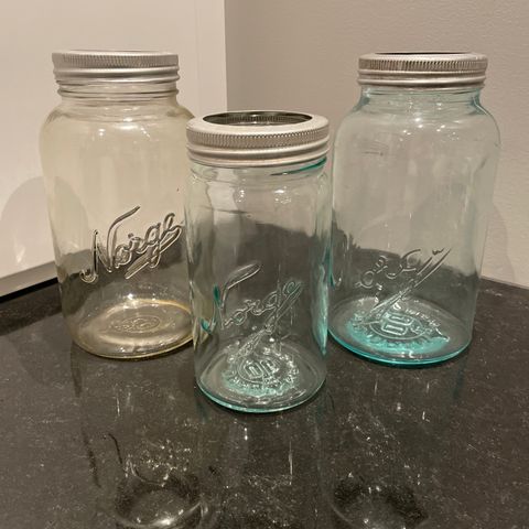 2 stk 2 liters og 1 stk 1 liters Norgesglass