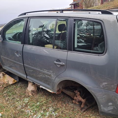 Tauran tdi 1.9 2004 år