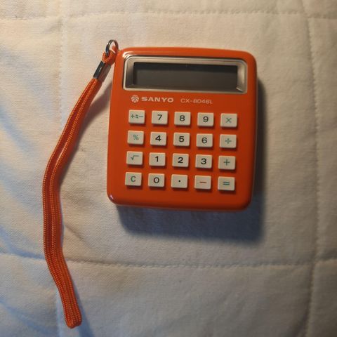 Vintage Sanyo CX 8046L kalkulator