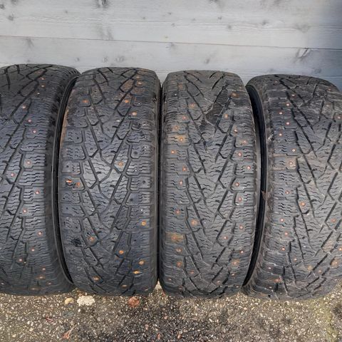 Nokian vinterdekk 225 55 R 17 C