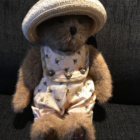 Boyds Collection - Selger en meget søt bamse - honningbamse