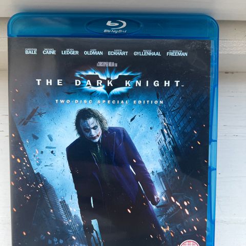 The Dark Knight (BLU-RAY)