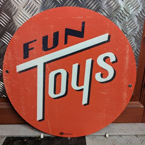 Fun toys skilt