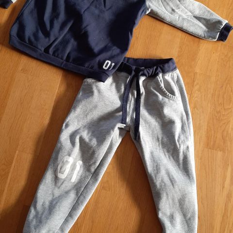 Joggedress str 110