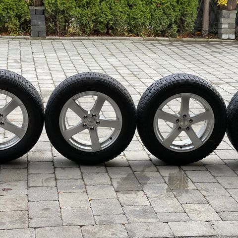 VOLKSWAGEN VINTERDEKK 225/60 R17