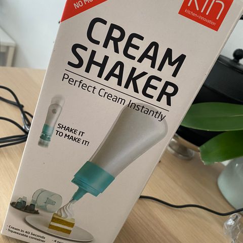 Cream shaker